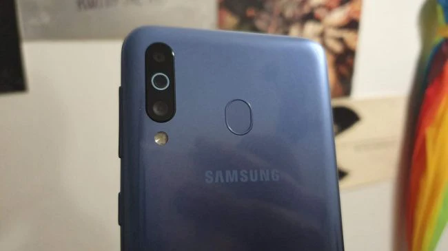 بررسی گلکسی M30 بررسی گلکسی M30